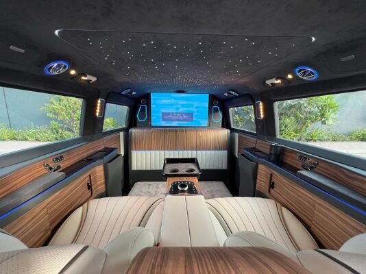 Mercedes V Class Luxury Interior