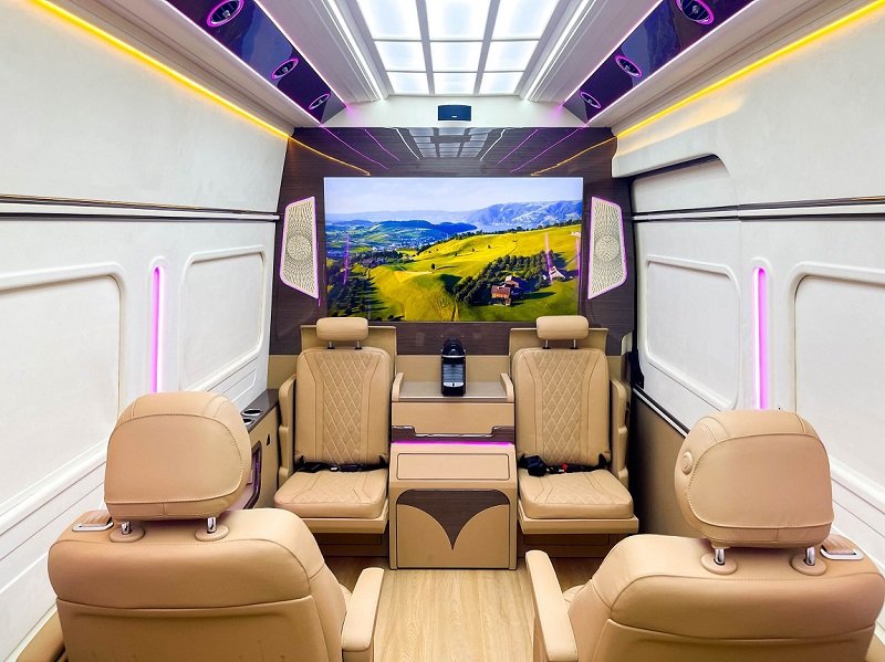 2024 Mercedes Sprinter VIP Luxury KING VAN - Exclusive JetVan