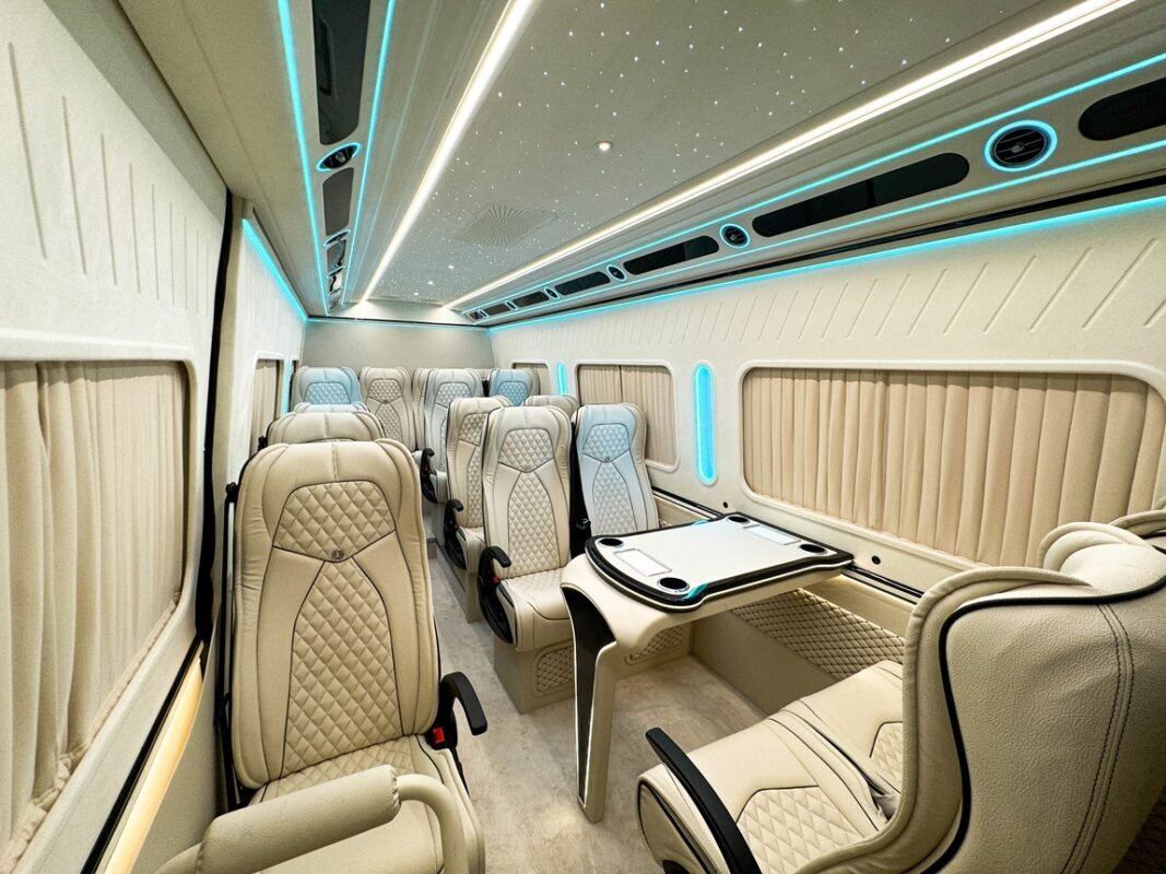 Mercedes Benz Business class sprinter