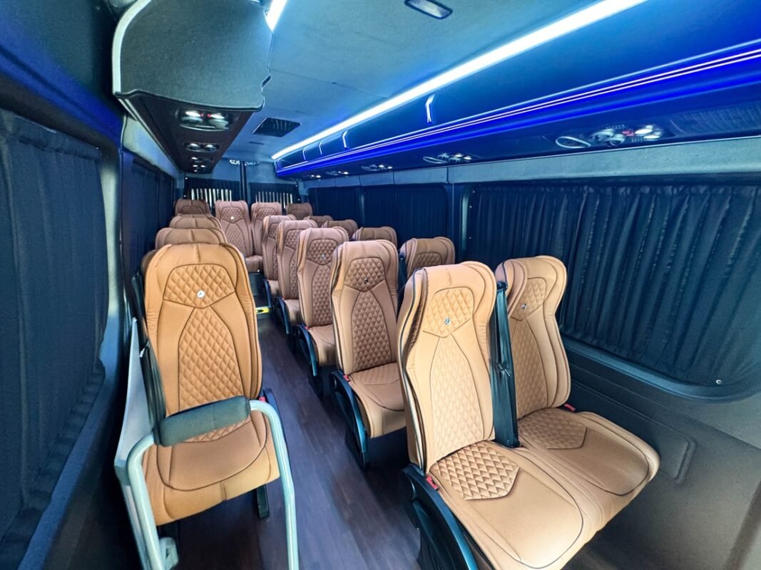 Mercedes Sprinter Van 18 Seater