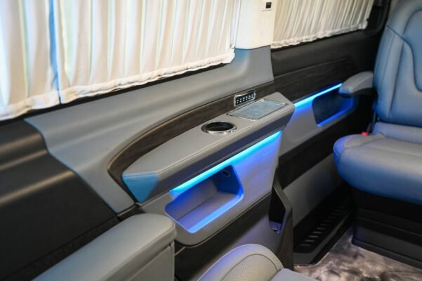 Mercedes V300 Luxury Van