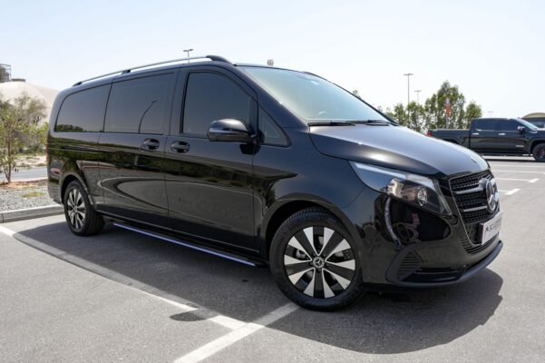 Mercedes Benz V Class VIP Van 2025 (18)