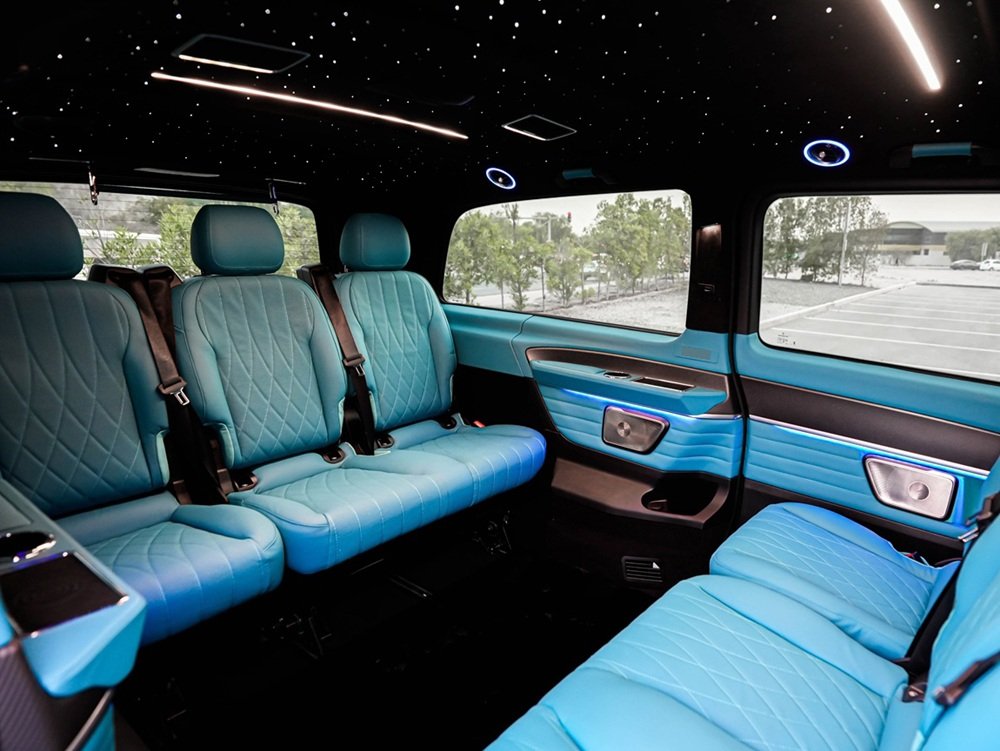 Mercedes Benz V Class V300 Business Van Dubai (123)