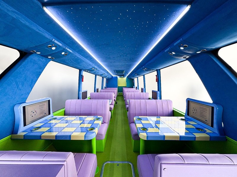 Mercedes Benz Bus Luxury Edition