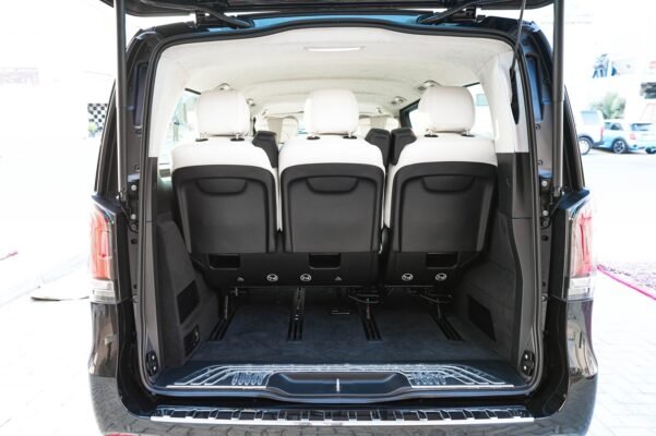 Mercedes Benz V Class V300 VIP Van Dubai (6)