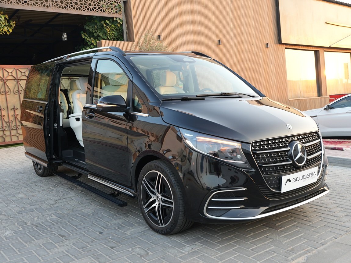 Mercedes Benz VClass Luxury Van JC570