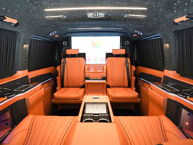 Mercedes Benz VClass Luxuy Van VL532 (2) - Banner 03