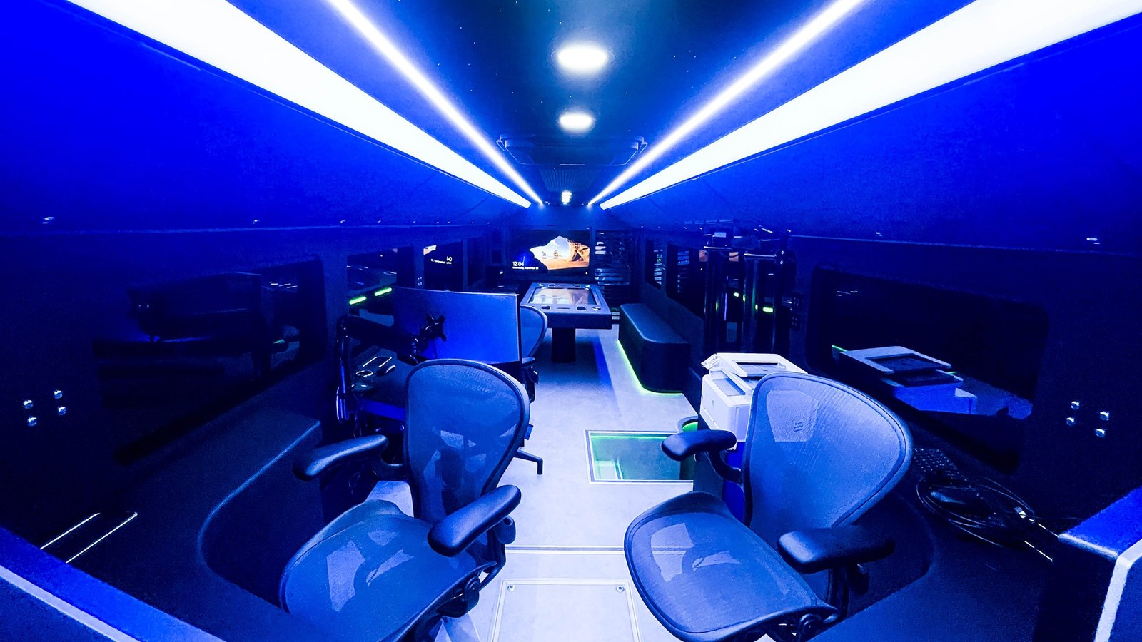 Mobile Command Center - Scuderia Motor Design